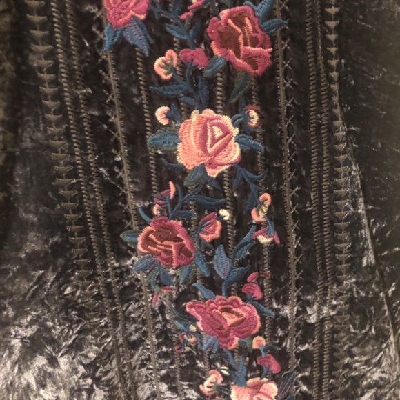 Chelsea & Theodore Dress - Picture 2 of 6